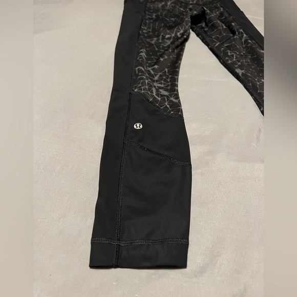 Lululemon Trail Bound 7/8 Tight *Full-On Luxtreme - Picture 10 of 11